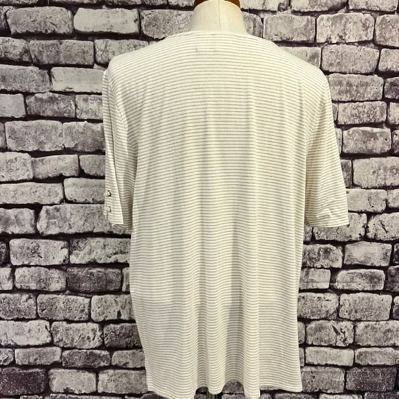 Chico's Ivory W/ Gold Metallic Striped V-Neck Short Sleeve Blouse Size XL - Picture 7 of 10